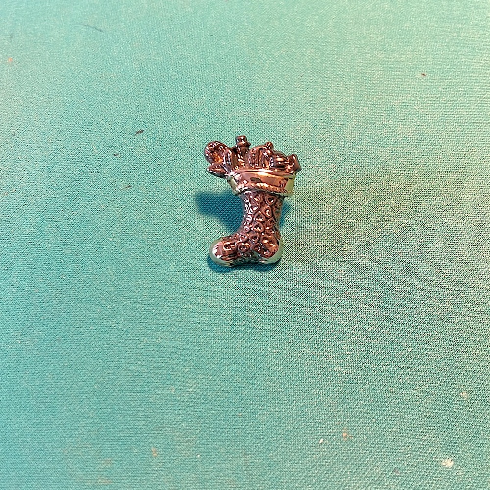 Pin